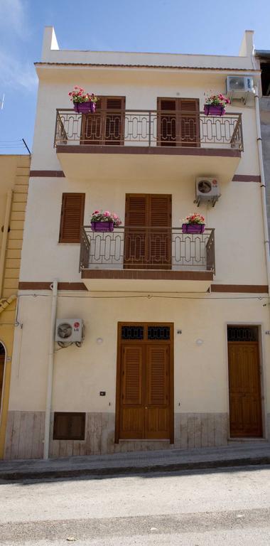 Апартаменти Casa Liberta Кастелламмаре-дель-Гольфо Екстер'єр фото